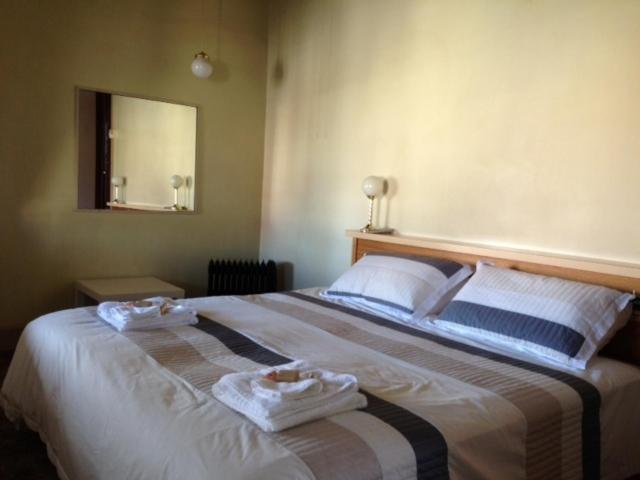 Royal Hotel Mandurama Room photo